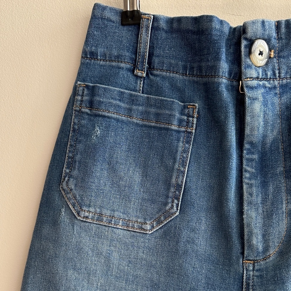 Pilcro Wide-Leg Cropped Blue Jeans - Picture 9 of 16
